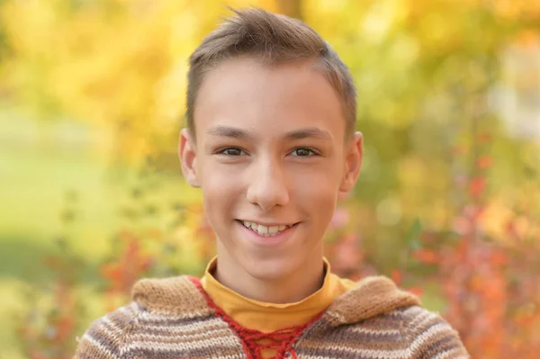 Smiling boy posing — Stock Photo, Image