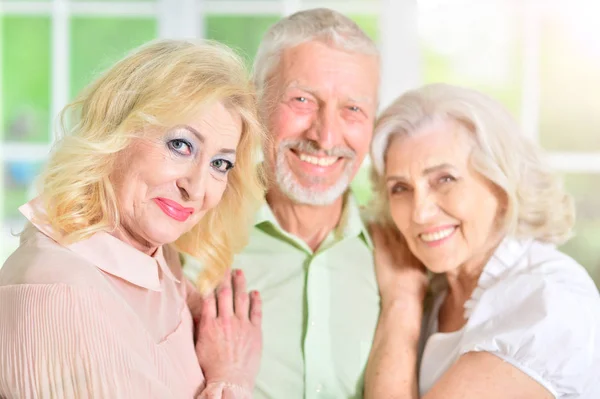 Senior people using digital tablet — Stock Photo, Image