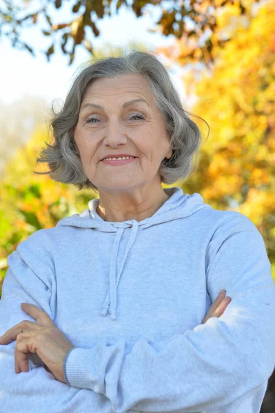 Senior beautiful woman posing — Stock Photo, Image