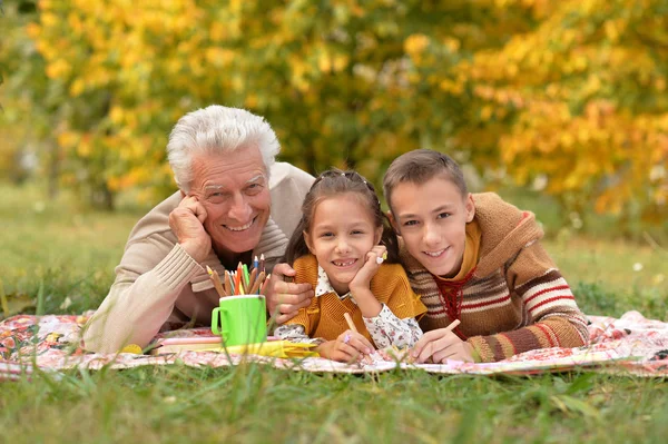 Dibujo hermano y hermana — Foto de Stock