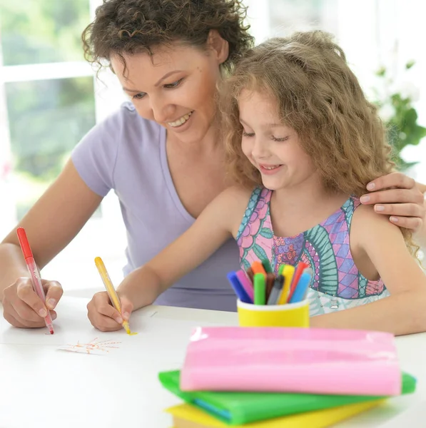 Mulher e menina desenho — Fotografia de Stock