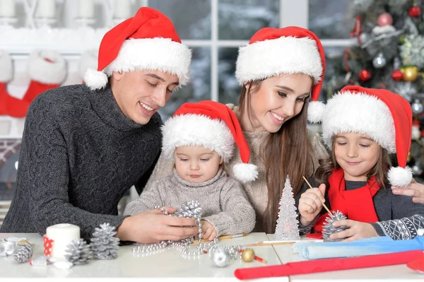 Rodinná příprava na Vánoce — Stock fotografie