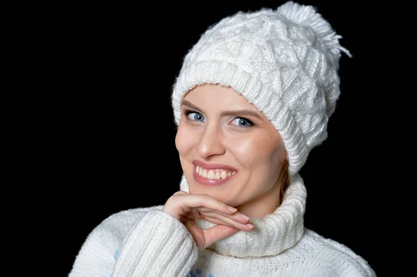 Beautiful woman wearing hat — Stock Photo, Image