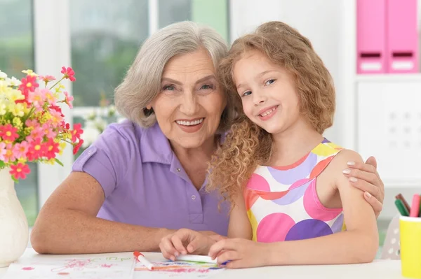 Portrait Grandmother Granddaughter Drawing Together — Stock Photo, Image