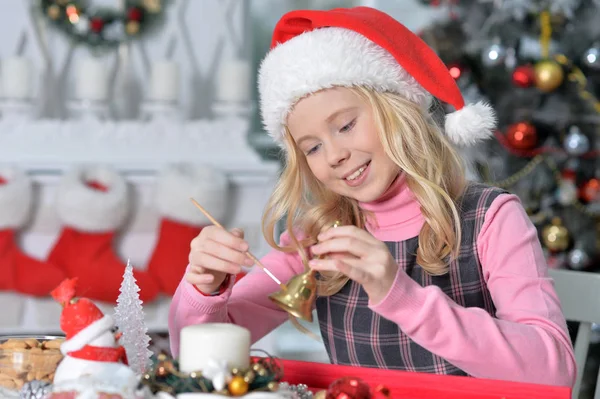 Portrait Happy Girl Santa Hat Preparing Christmas Sitting Table — Stock Photo, Image