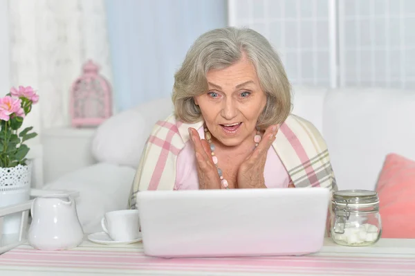 Senior Woman Working Laptop Home — Stock Photo, Image