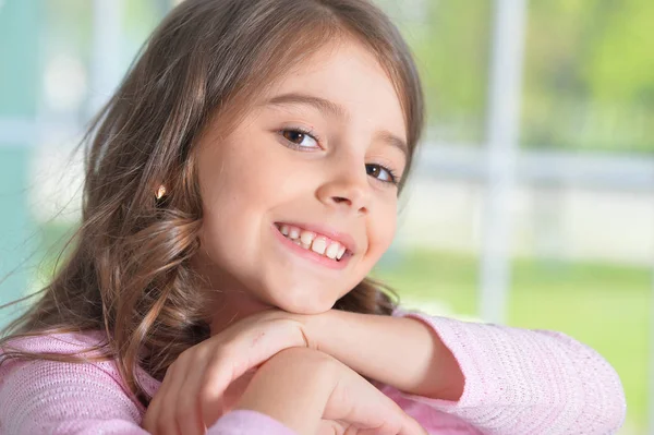 Portrait of cute little girl — Stock Photo, Image