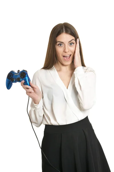 Mulher jogando videogame com joystick — Fotografia de Stock