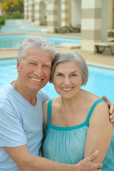 Senior Couple Tropic Hotel Resort Pool — Stock Photo, Image