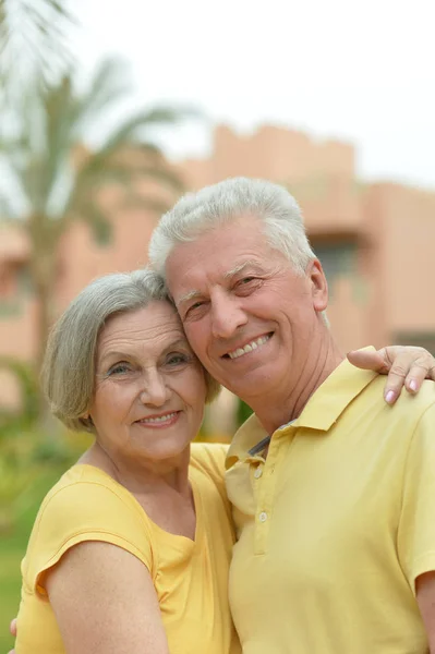 Beautiful Happy Senior Couple Hugging — Stock Photo, Image