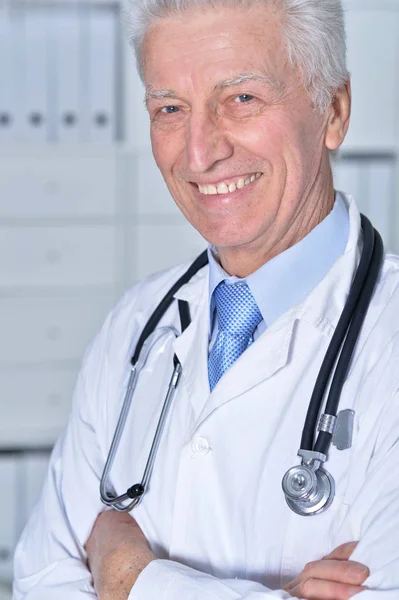 Portrait Senior Male Doctor Stethoscope — Stock Photo, Image