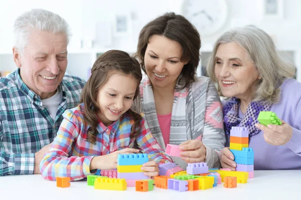 Anya Nagyszüleim Játszik Együtt Otthon Kis Aranyos Lány — Stock Fotó
