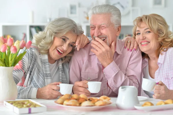 Happy Senior People Drinking Tea — Stock Photo, Image