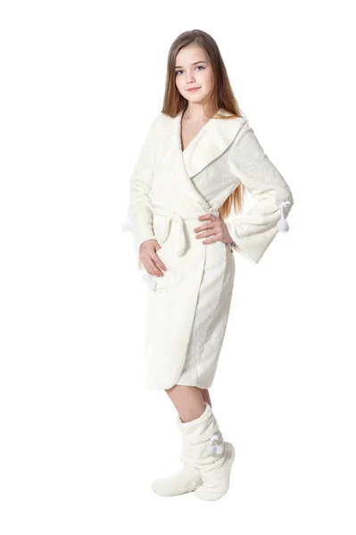 Gelukkig Klein Meisje Witte Badjas Poseren Geïsoleerd Witte Achtergrond — Stockfoto