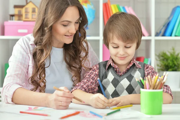 Dibujo de madre e hijo — Foto de Stock