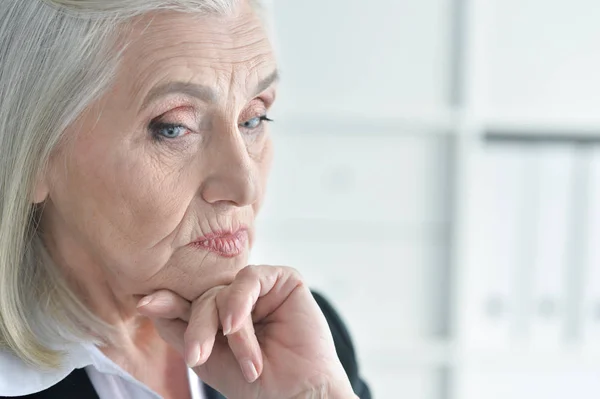 Upset mature woman — Stock Photo, Image