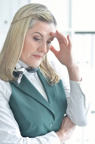 Upset mature woman — Stock Photo, Image