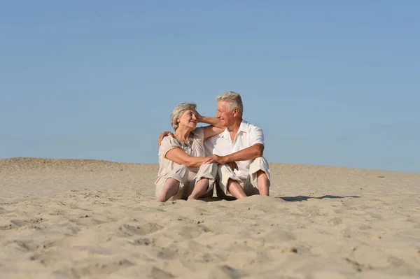 Loving Older Couple Resting Sand Summer — Stock Photo, Image