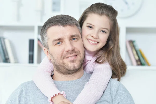 Cute Girl Her Father Home — Stock Photo, Image