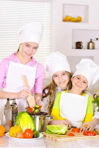 Happy Cute Girls Cooking Vegetable Dish Kitchen — Stock Photo, Image