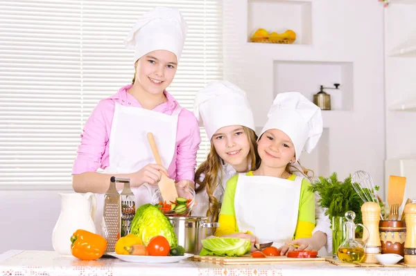 Happy Cute Girls Cooking Vegetable Dish Kitchen — Stock Photo, Image