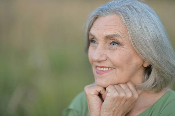 Portrait Beautiful Senior Woman Outdoor Summer Park — Stock Photo, Image