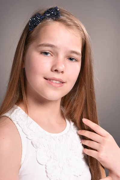 Beautiful Young Girl Posing Studio — Stock Photo, Image