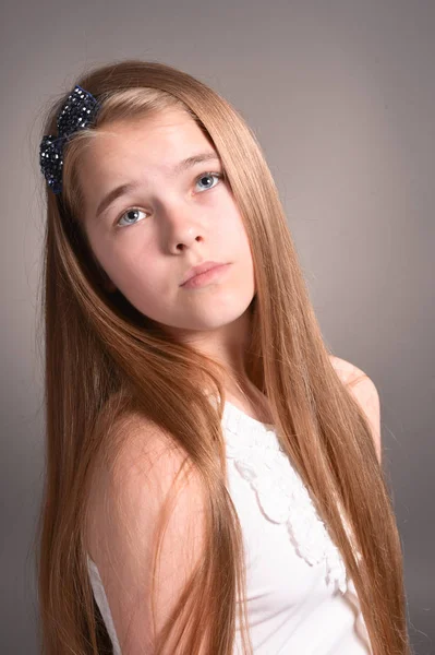 Beautiful Young Girl Posing Studio — Stock Photo, Image