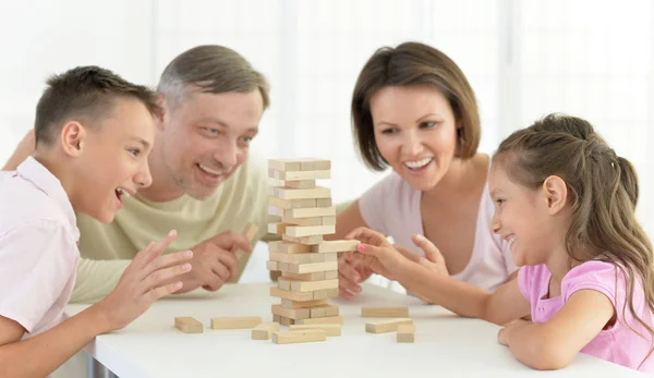 Grote Gelukkige Familie Plezier Samen Thuis — Stockfoto