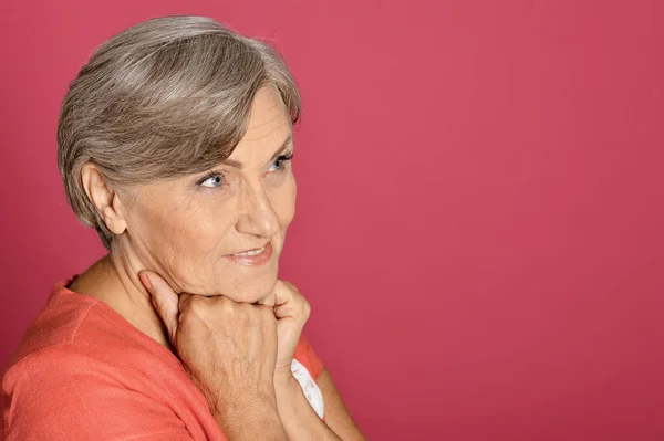 Mooie Glimlach Senior Vrouw Poseren — Stockfoto