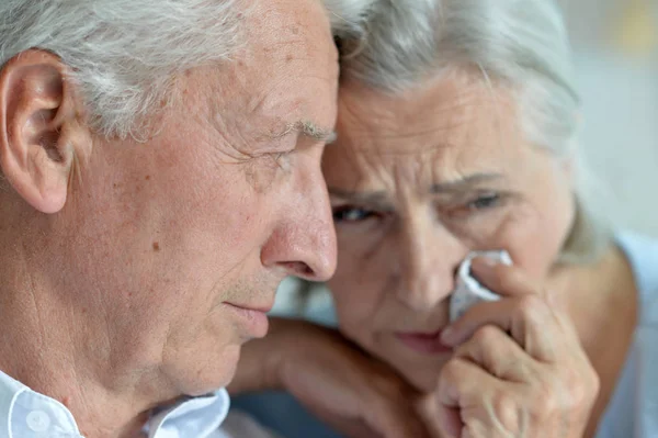 Portrait Triste Couple Personnes Âgées Maison — Photo