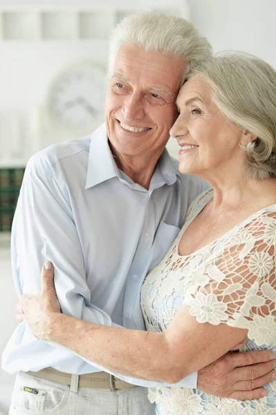 Vrolijk Senior Paar Thuis — Stockfoto