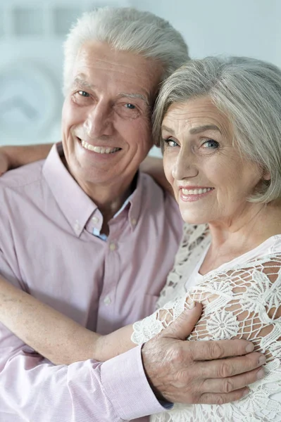 Vrolijk Senior Paar Thuis — Stockfoto