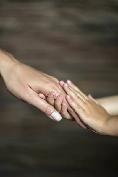 Daughter Mother Holding Hands Close — Stock Photo, Image