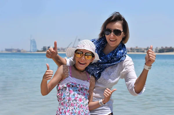 Happy Mother Daughter Posing Beach Thumbs — Stock Photo, Image