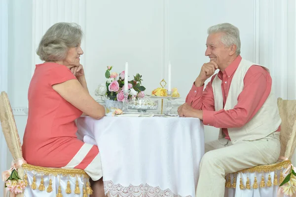 Happy Senior Couple Resting Cafe — Stock Photo, Image