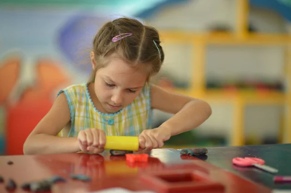 Niedliches Kleines Mädchen Beim Spielen — Stockfoto