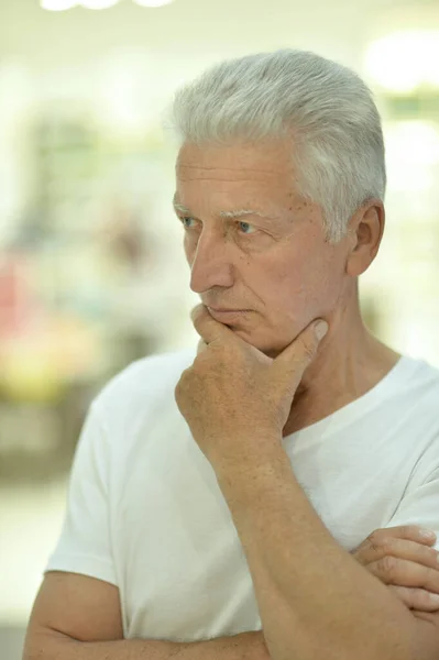 Close Portrait Thoughtful Senior Man — Stock Photo, Image