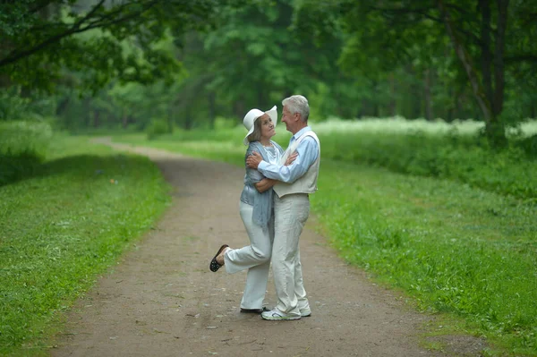 Caucasian Senior Couple Park — Stock Photo, Image