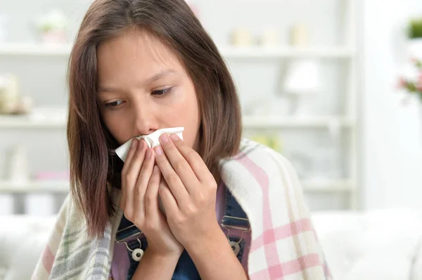 Close Portrait Sick Little Girl — Stock Photo, Image