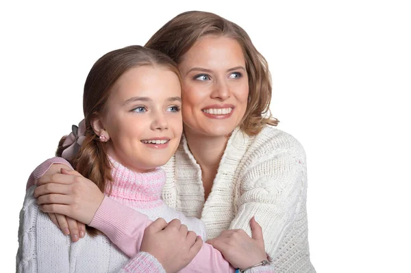 Hermosa Madre Abraza Hija Sobre Fondo Blanco — Foto de Stock