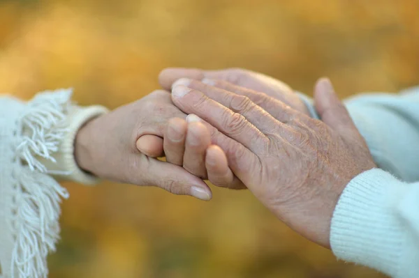 Hands Senior Couple Cropped — Stock Photo, Image