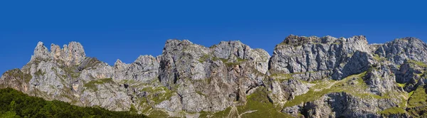 Picos de Europa pano — Stock fotografie