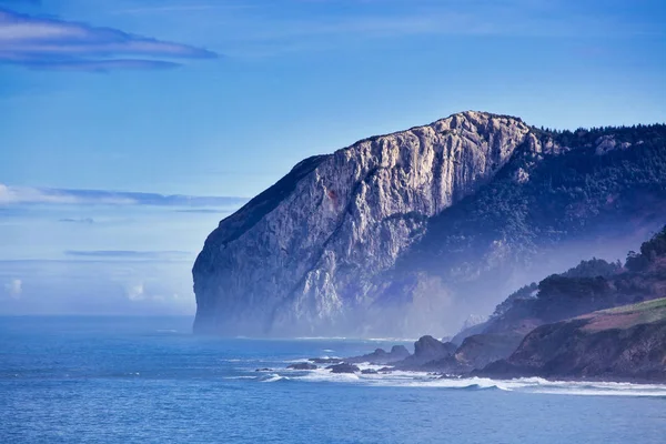 Stora Vågen Vid Gorliz Brygga — Stockfoto