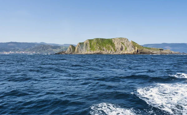 船から見た伊左郎島の風景 — ストック写真