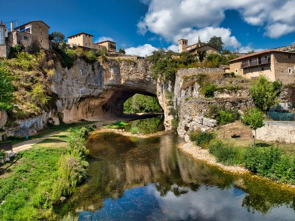 Estate Puentedey Vista Villaggio — Foto Stock