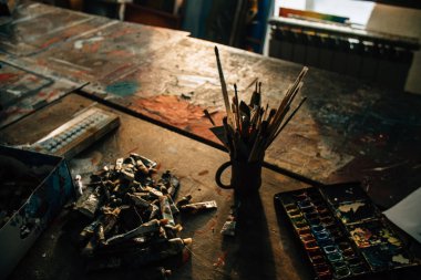 İş yerinde sanat ve boya için