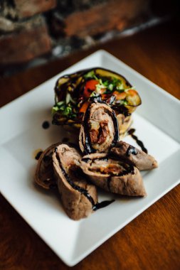 yiyecek ve içecekler