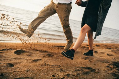 Mutluluk aşk hikayesi