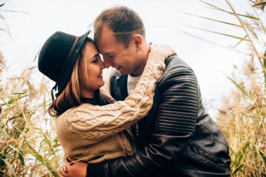 Dışarıda mutlu bir aile